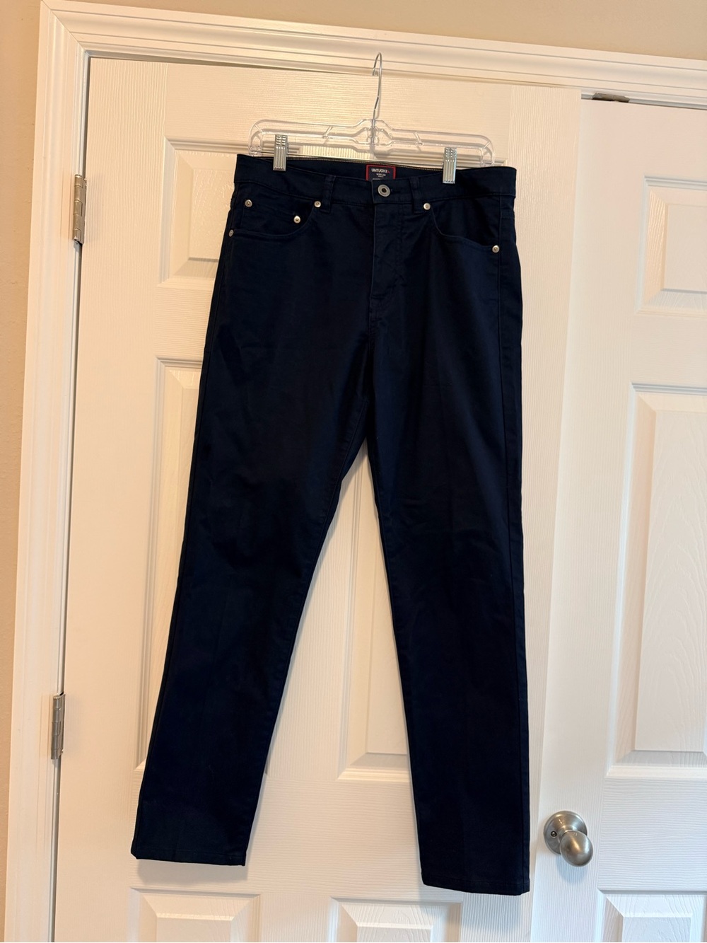 UNTUCKit Men's Dark Navy Chinos